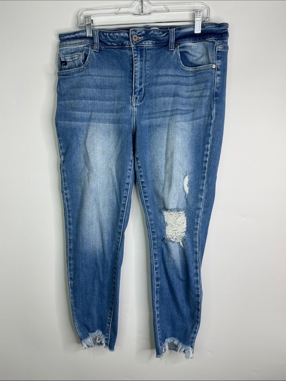 Kancan Curvy Frayed Raw Hem Skinny Cropped Pants Size 16
